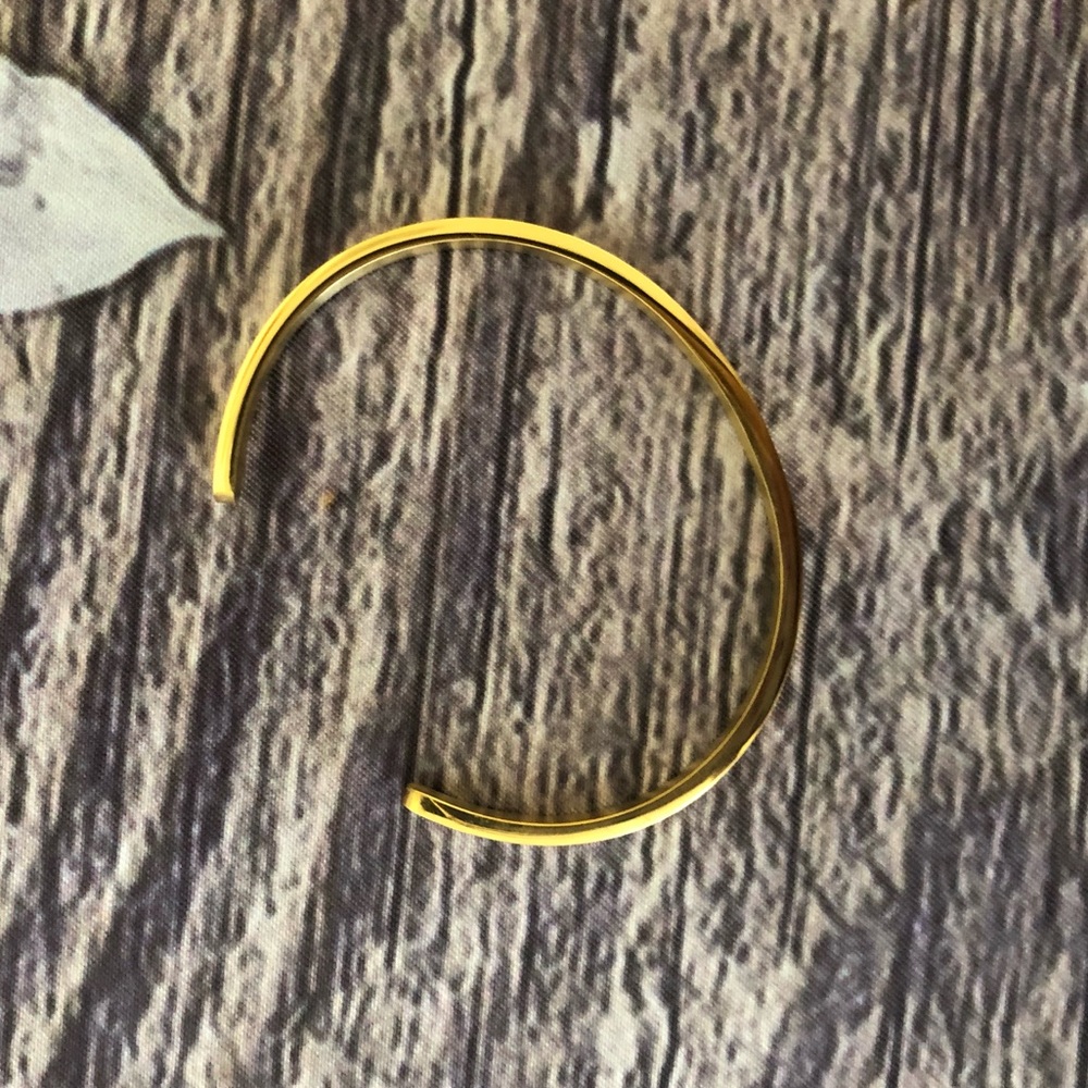 Never Give Up Inspirational Bracelet - Picture 5 of 6